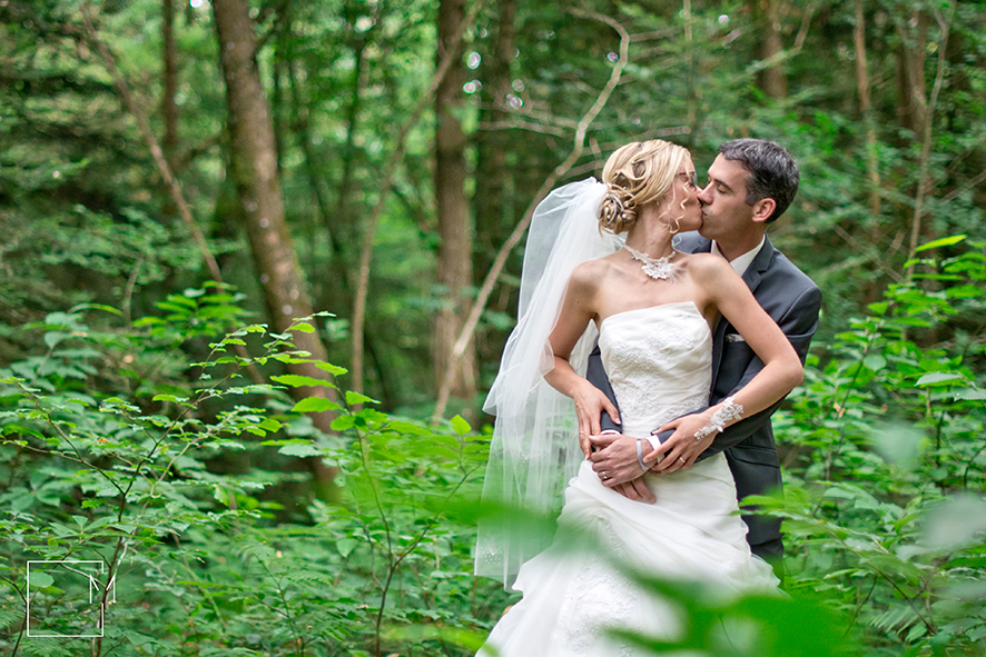 couple mariés taupont morbihan bretagne foret de lambilly 